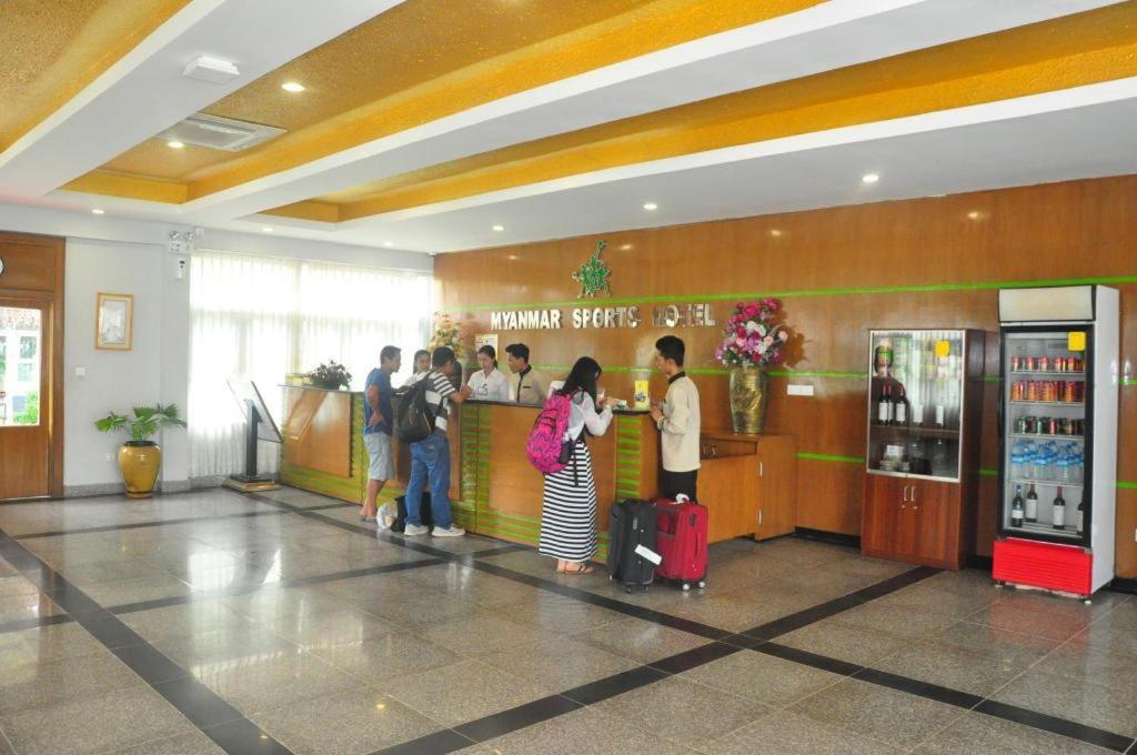 Myanmar Sports Hotel Yangon Dış mekan fotoğraf